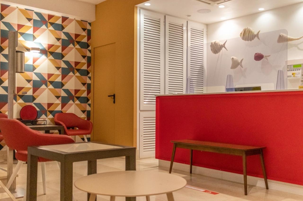Aparthotel Boutique Poniente Playa Сан-Антонио-Абад Экстерьер фото