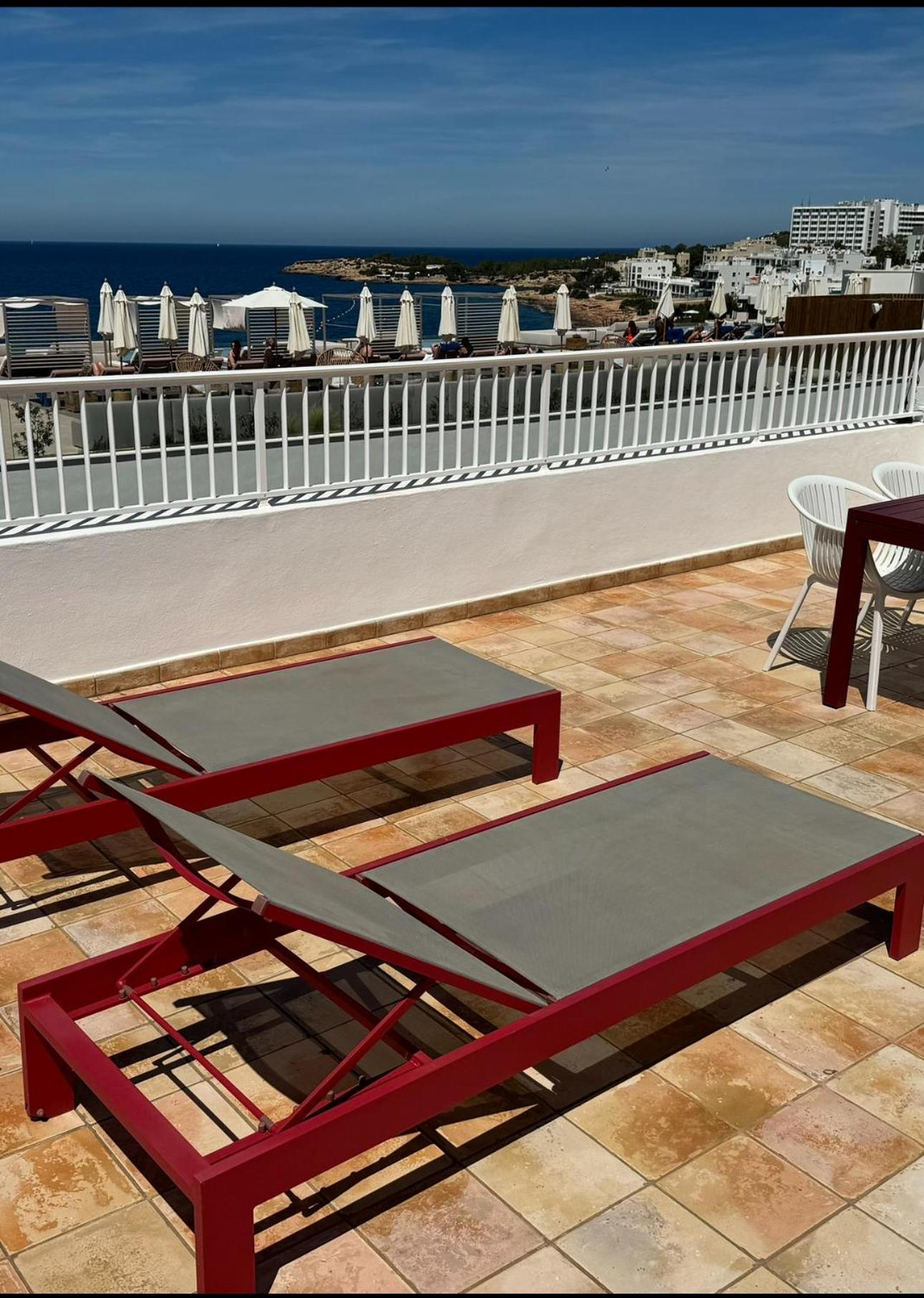 Aparthotel Boutique Poniente Playa Сан-Антонио-Абад Экстерьер фото